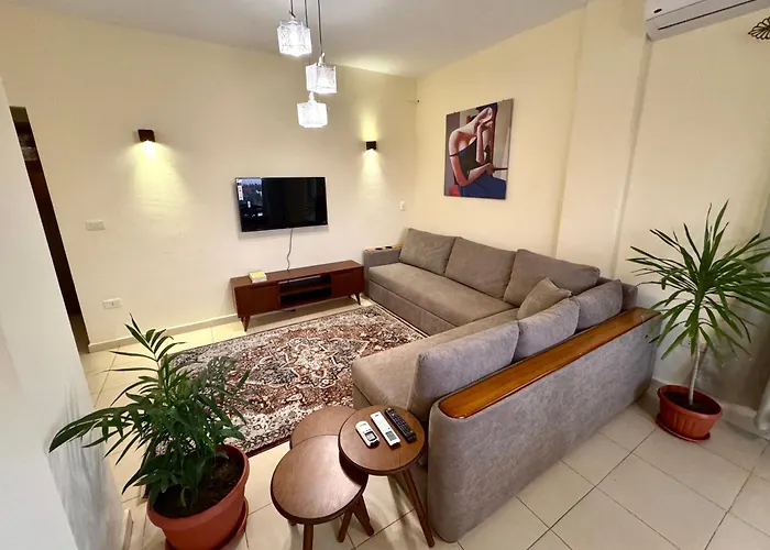 Zowaar Homes Apartment *