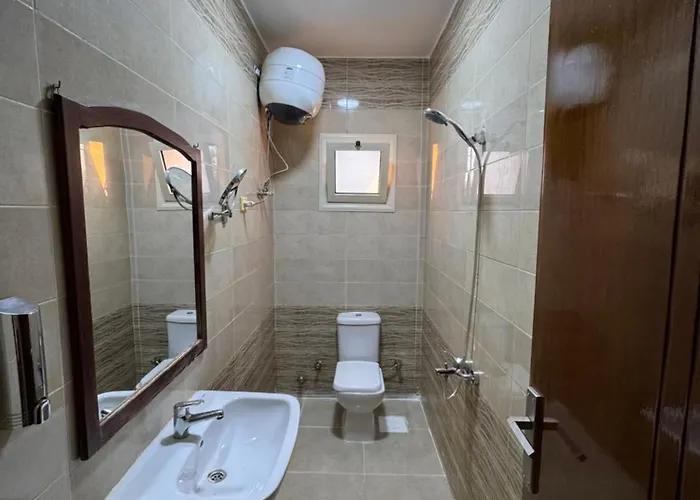 Zowaar Homes Apartment *
