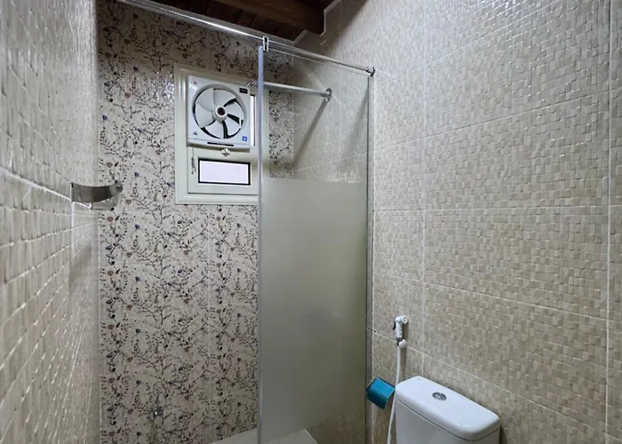 Apartment Zowaar Homes *