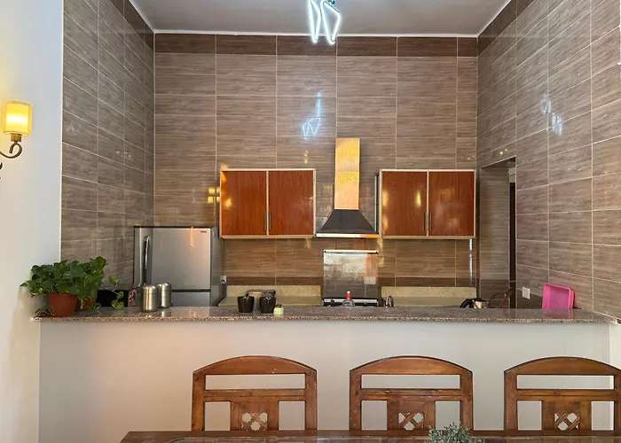 Apartment Zowaar Homes *